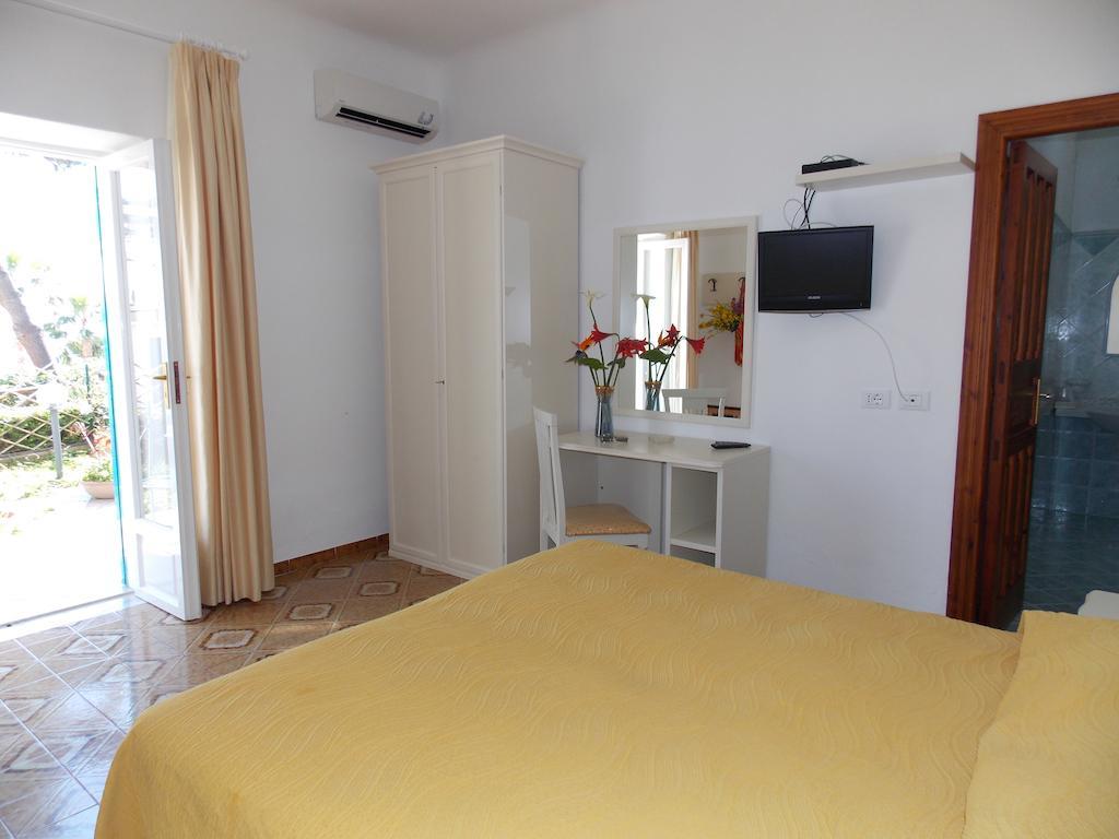 Villa Loreta Forio  Екстер'єр фото